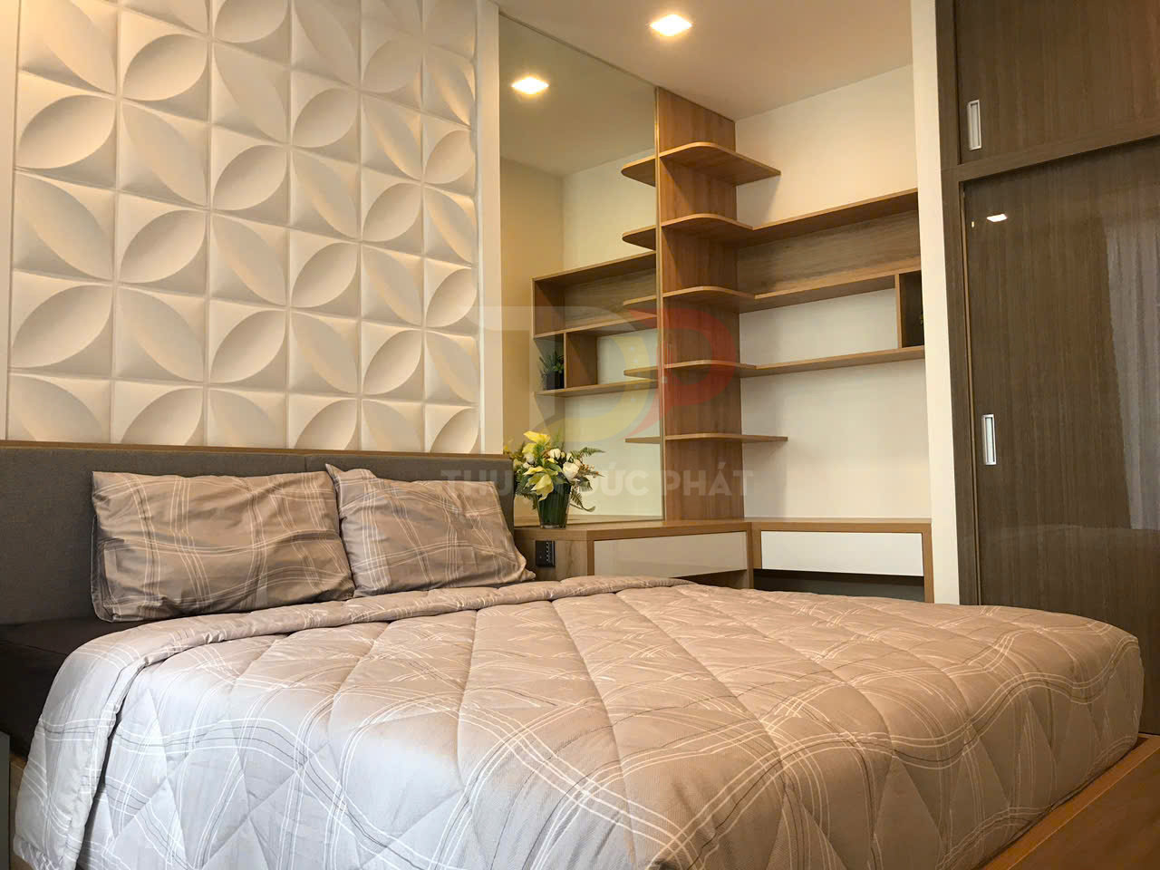 Cho thuê căn hộ Vinhomes Golden River Aqua 1 full nội thất 1 phòng ngủ view nội khu thành phố giá 23 triệu net