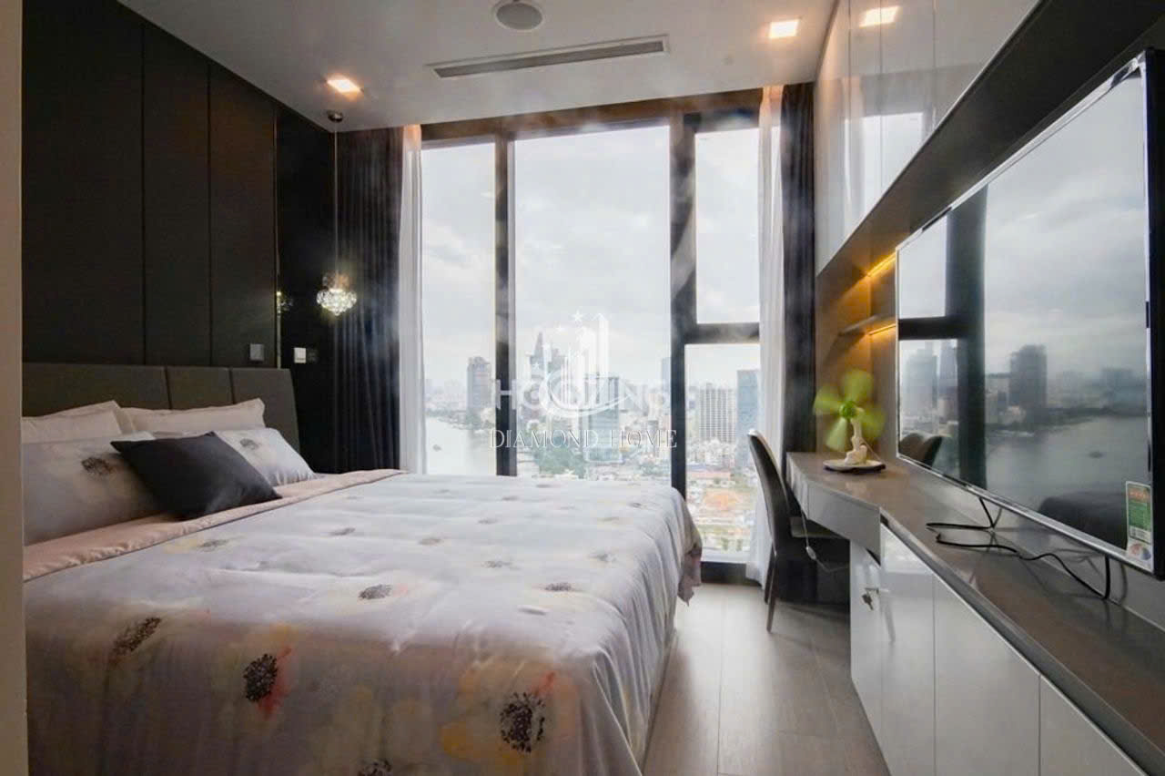 Bán căn hộ Vinhomes Golden River Aqua 2 2 phòng ngủ full nội thất view trực diện sông và Bitexco giá 27 tỷ all in