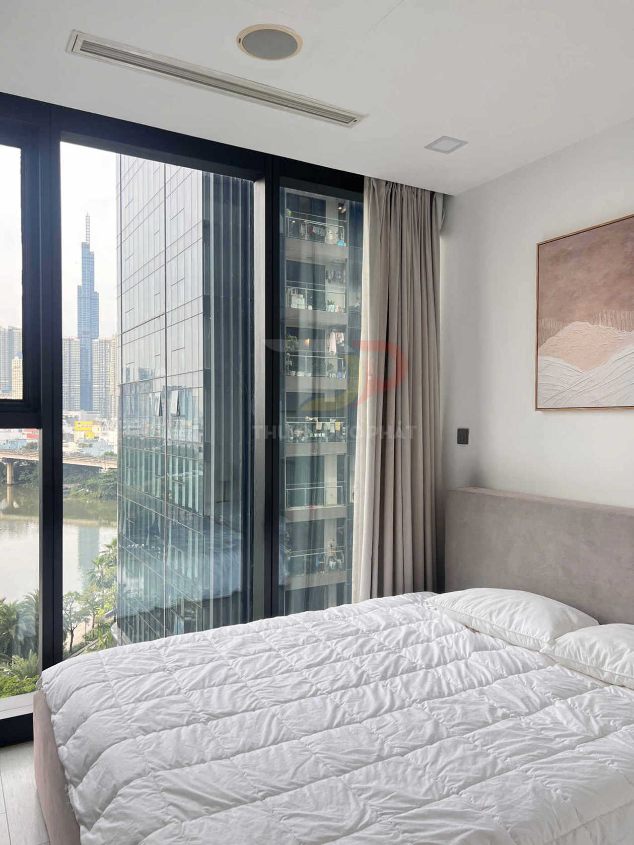 Bán căn hộ Vinhomes Golden River Aqua 2 full nội thất 2 phòng ngủ view Landmark 81 giá 11.5 tỷ chi tiết đầy đủ nhất