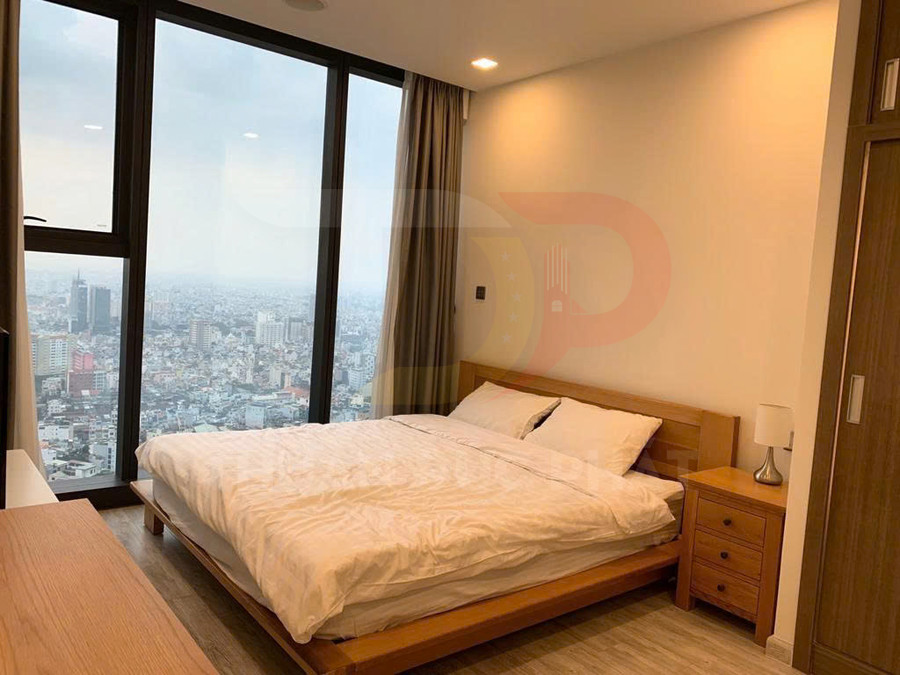 Cho Thuê Căn Hộ Vinhomes Golden River Tòa Aqua 2 Khu Vực Trung Tâm Diện Tích 98.9 Mét Vuông Tầm Nhìn Thành Phố