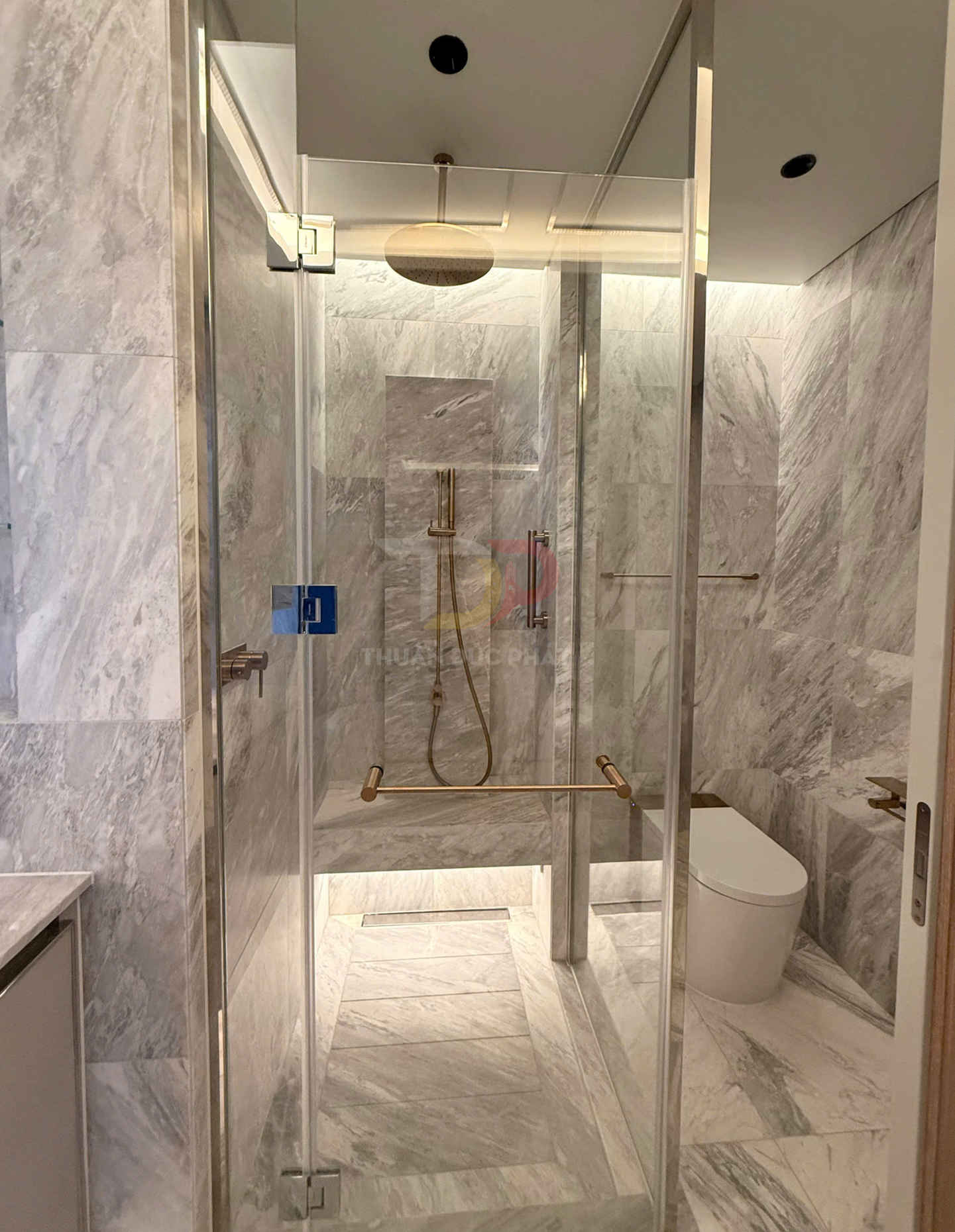 Bán căn hộ Grand Marina Saigon 2 phòng ngủ 2 phòng vệ sinh view trực diện sông Sài Gòn diện tích 90m2 giá bán 45 tỷ