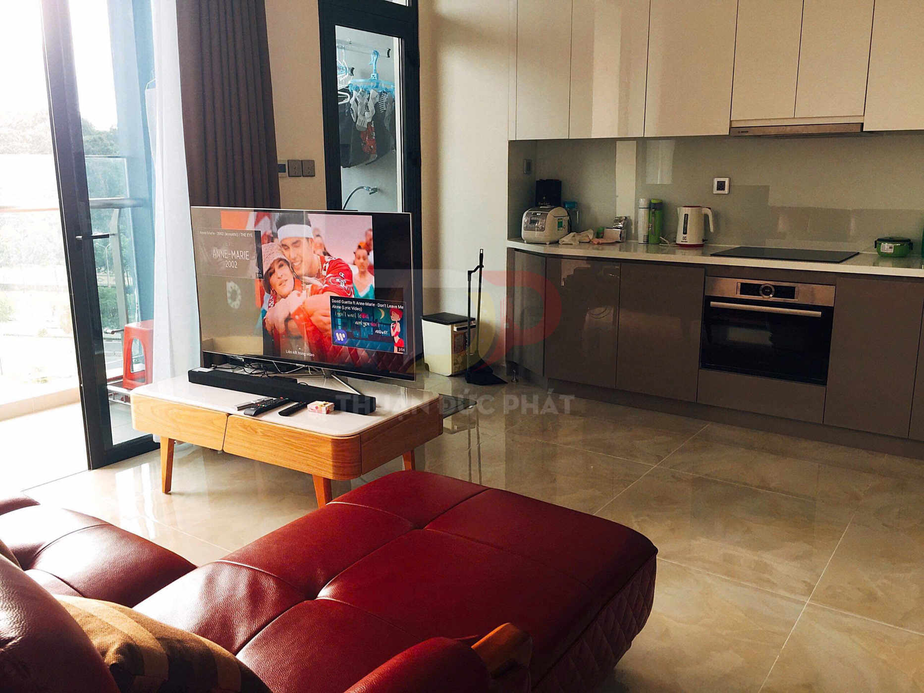 Cho thuê căn hộ Vinhomes Golden River Lux 6 full nội thất 1 phòng ngủ view xéo sông TCV Marina giá thuê 19 triệu NET