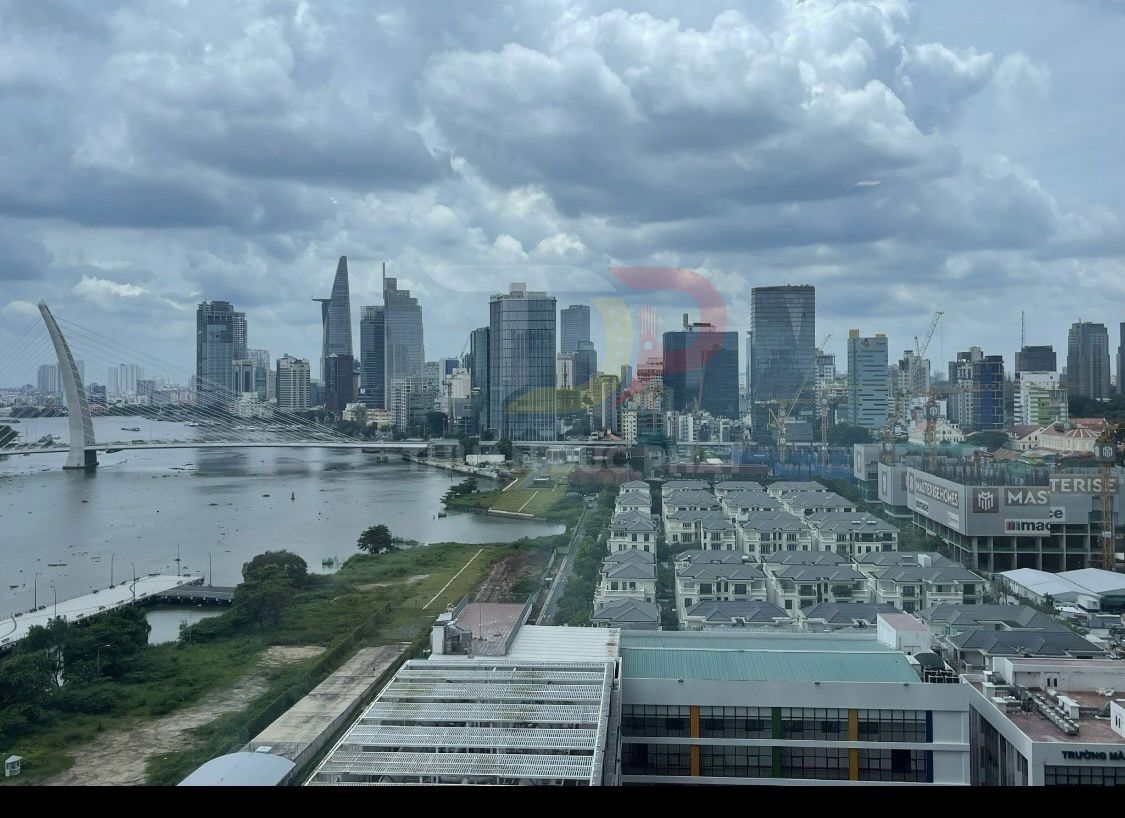 Bán căn hộ Vinhomes Golden River Aqua 4 view sông Bitexco full nội thất 2 phòng ngủ diện tích 79.3m2 giá 28 tỷ có sổ hồng