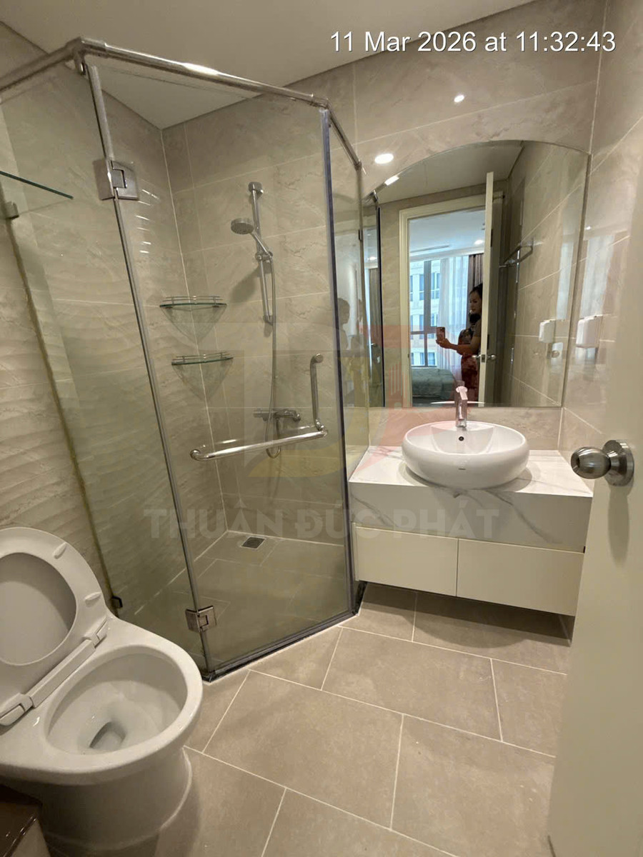 Bán Căn Hộ Hai Phòng Ngủ Tòa Landmark 6 Vinhomes Central Park Diện Tích 79.1 Mét Vuông Giá 11.5 Tỷ Đồng Đã Có Sổ Hồng
