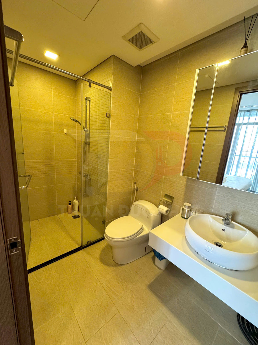 Cho Thuê Căn Hộ Vinhomes Central Park Park 7 Diện Tích 109m2, Nội Thất Đầy Đủ, Giá 38 Triệu Net, Đang Trống