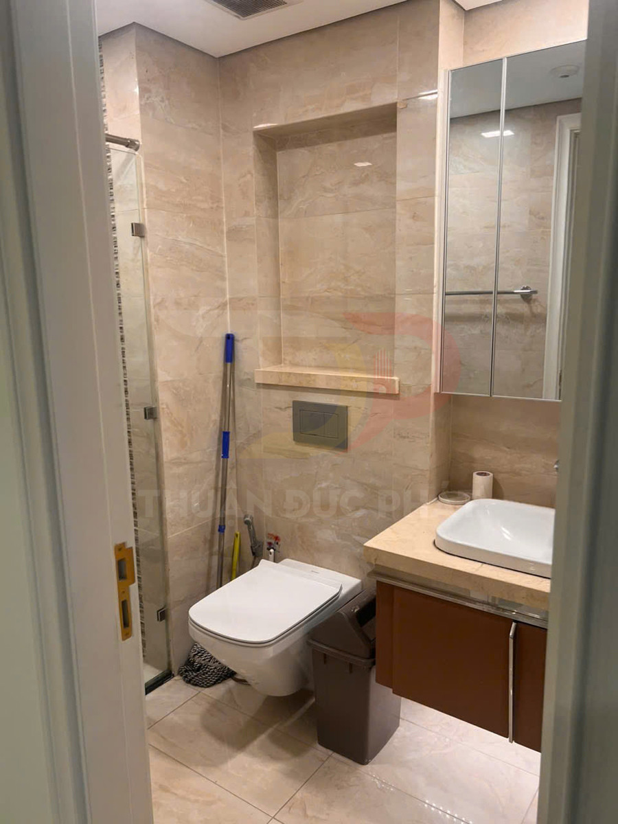 Cho thuê căn hộ Vinhomes Golden River Aqua 1 một phòng ngủ 50m² giá 22 triệu đồng mỗi tháng