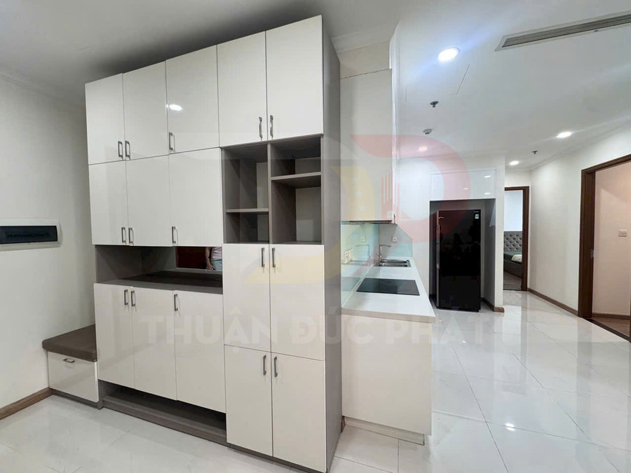 Cho Thuê Căn Hộ Vinhomes Central Park Tòa Landmark 5 Diện Tích 80 Mét Vuông Đầy Đủ Nội Thất Cao Cấp