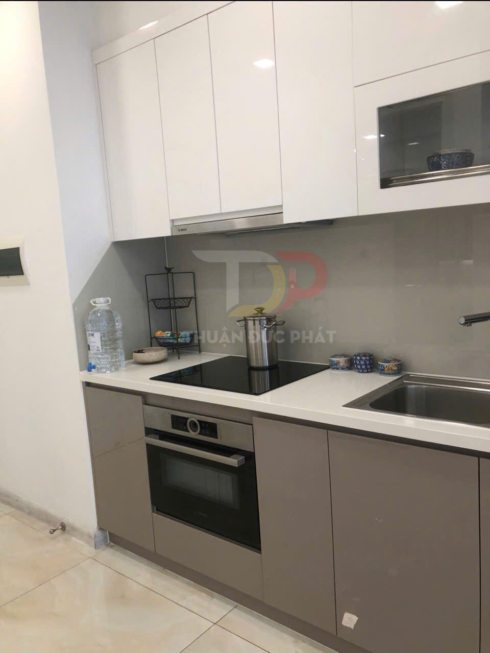 Cho thuê căn hộ Aqua 3 Vinhomes Golden River 1 phòng ngủ view sông Bitexco giá 25 triệu full thông tin chi tiết mới nhất