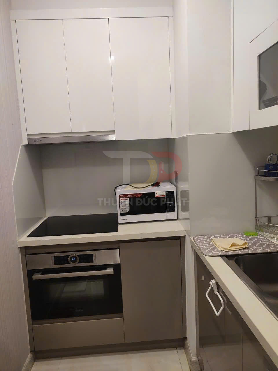 Bán căn hộ Aqua 1 Vinhomes Golden River 1 phòng ngủ full nội thất view xéo sông nội khu giá 10.5 tỷ chi tiết đầy đủ