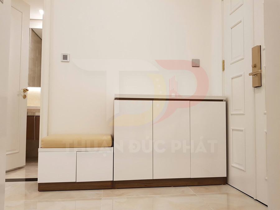 Cho thuê căn hộ Vinhomes Golden River Aqua 1 một phòng ngủ 60 mét vuông full nội thất view xéo sông và Thảo Cầm Viên