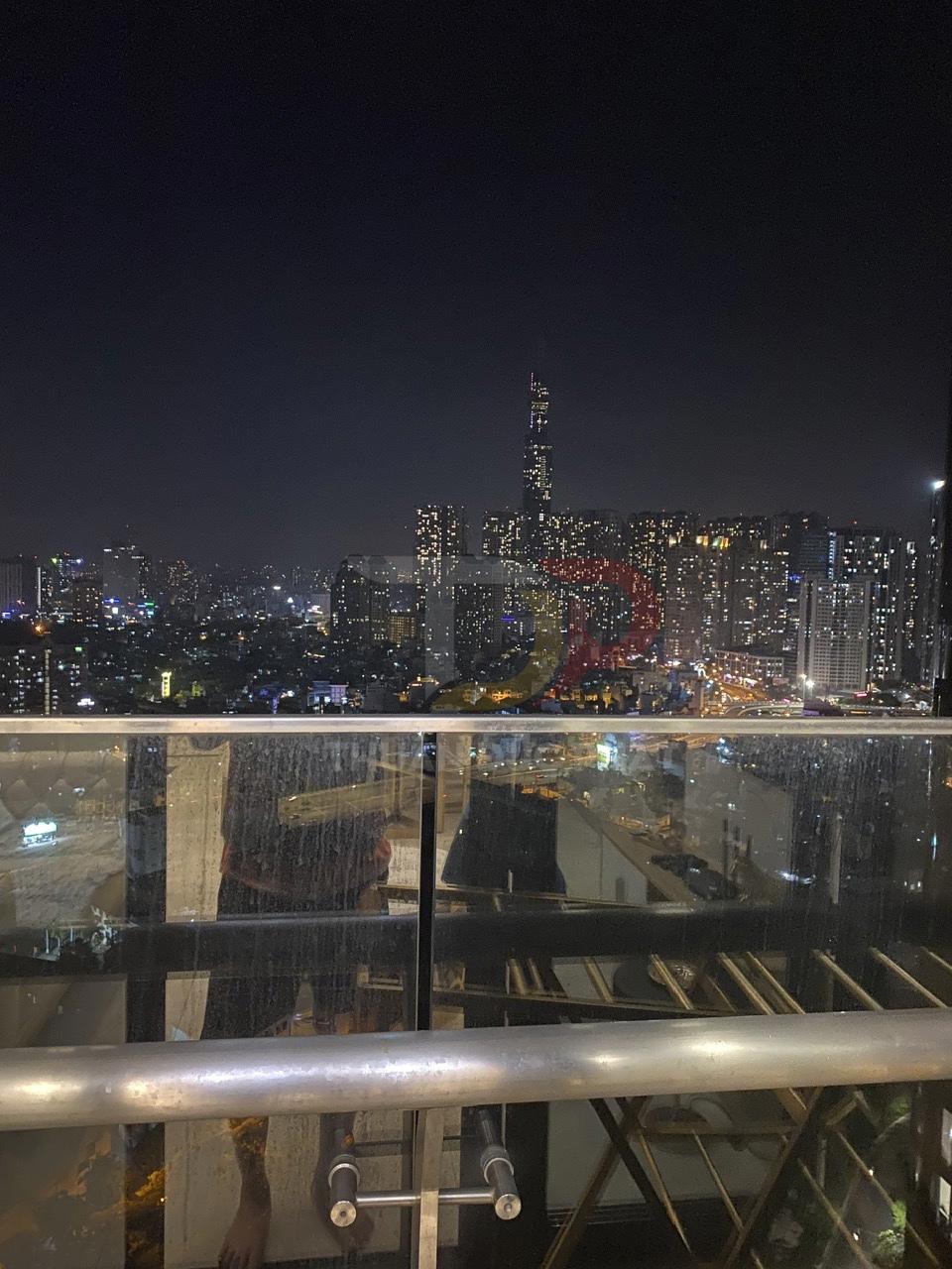 Cho thuê căn hộ Vinhomes Golden River Aqua 1 full nội thất 2 phòng ngủ view Landmark 81 giá 30 triệu NET