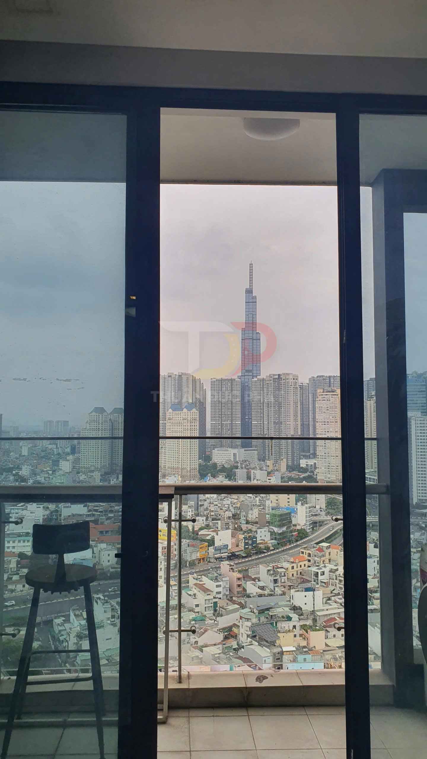Bán căn hộ 1 phòng ngủ Aqua 4 Vinhomes Golden River full nội thất view Ngã ba Sông Sài Gòn Bitexco Landmark 81 giá 9.8 tỷ