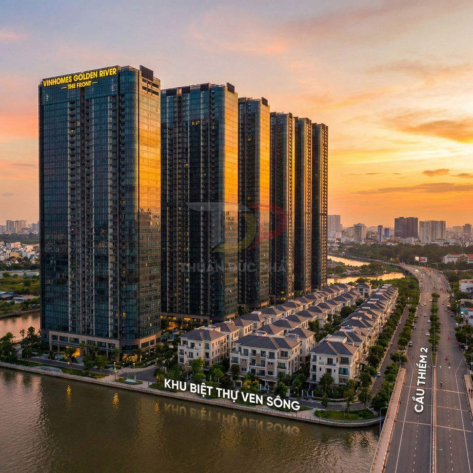 Khu căn hộ Vinhomes Golden River và dãy biệt thự ven sông cạnh cầu Thủ Thiêm 2 lúc hoàng hôn