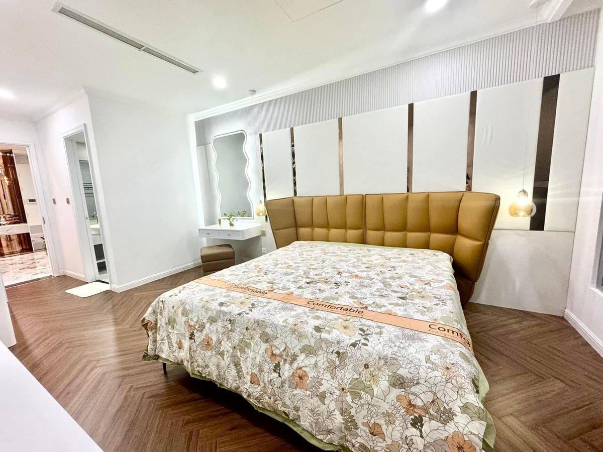 Cần cho thuê Landmark 1 3 Phòng Ngủ 126m2